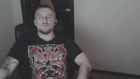 Snapshot of lev1ngston chatting on January 8, 10:04 am lev1ngston online show from January 8, 10:04 am