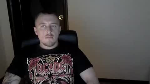 Snapshot of lev1ngston chatting on January 12, 3:46 pm lev1ngston online show from January 12, 3:46 pm