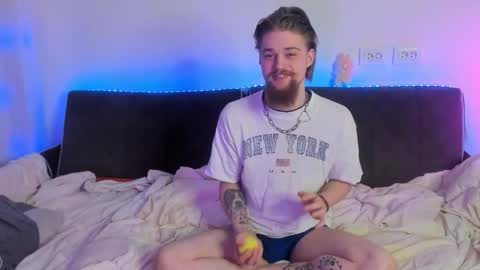 lev_miller online show from March 6, 2:43 am