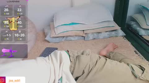 Levi  online show from March 4, 3:37 pm