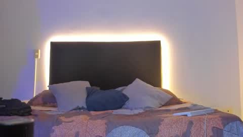 Snapshot of lex__miller chatting on October 1, 2:43 am lex__miller online show from October 1, 2:43 am