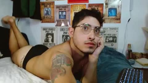 Snapshot of lex_ross chatting on January 10, 2:46 am lex ross online show from January 10, 2:46 am