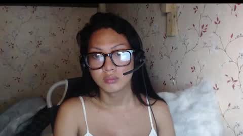 Hev Lexi online show from June 17, 2:55 pm