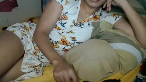 Snapshot of lexi818 chatting on January 14, 2:29 am lexianna online show from January 14, 2:29 am