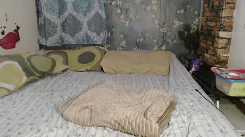Snapshot of lexi818 chatting on March 11, 1:48 am lexianna online show from March 11, 1:48 am