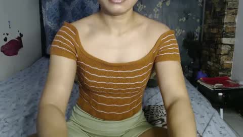 Snapshot of lexi818 chatting on February 12, 1:52 am lexianna online show from February 12, 1:52 am