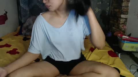 Snapshot of lexi818 chatting on March 7, 2:36 am lexianna online show from March 7, 2:36 am