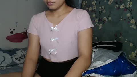 Snapshot of lexi818 chatting on January 29, 2:19 am lexianna online show from January 29, 2:19 am