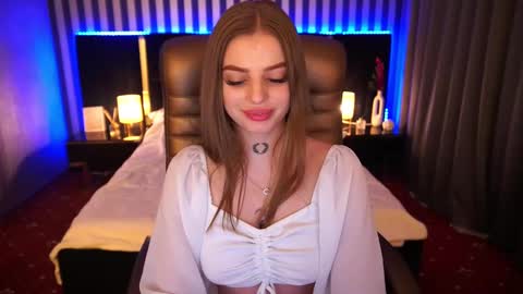 Snapshot of lexi_si chatting on February 15, 6:44 pm lexi_si online show from February 15, 6:44 pm