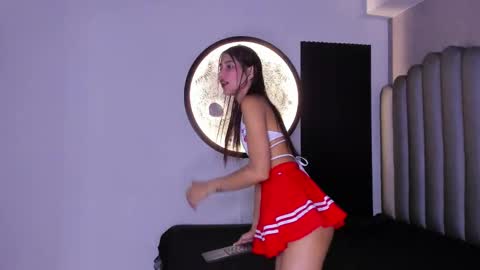 lexiegreys online show from September 12, 3:30 am