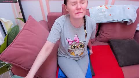 Lexi online show from February 17, 6:45 am