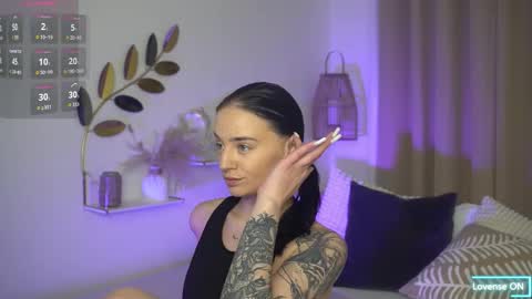 LexiiDarling online show from January 18, 4:05 pm