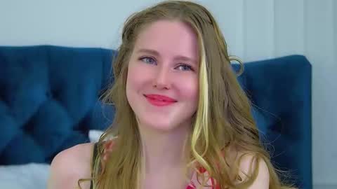 Lexi online show from October 19, 6:34 pm