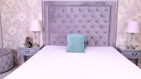 Lexi Riley online show from October 17, 5:33 am