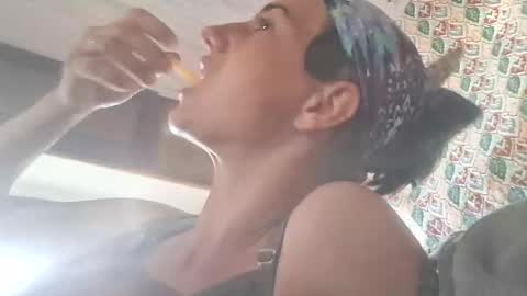 lexndemm11 online show from April 4, 10:28 pm