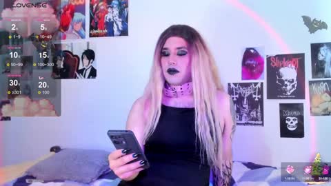 Snapshot of lexxxx_2 chatting on December 30, 8:58 pm LEXXY online show from December 30, 8:58 pm