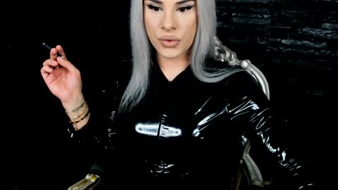 Snapshot of lexxymiss chatting on December 16, 7:58 am eva lexy you may call me Miss online show from December 16, 7:58 am