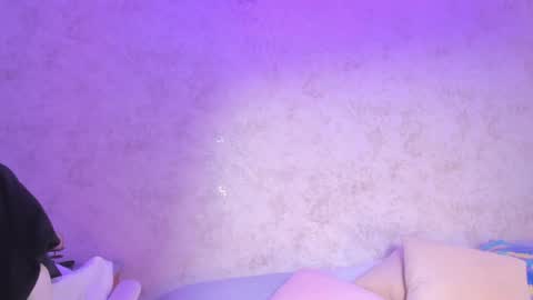 lexy and mia online show from April 2, 1:13 am