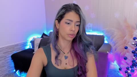 Snapshot of lexy_fox2 chatting on December 18, 3:04 am Lexy online show from December 18, 3:04 am