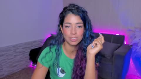 Snapshot of lexy_fox2 chatting on January 18, 2:25 am Lexy online show from January 18, 2:25 am