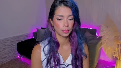 Snapshot of lexy_fox2 chatting on January 22, 3:20 am Lexy online show from January 22, 3:20 am