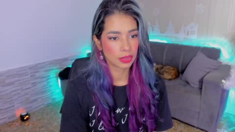 Snapshot of lexy_fox2 chatting on December 7, 3:31 am Lexy online show from December 7, 3:31 am