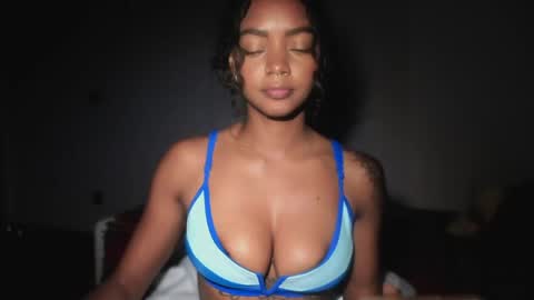 LEXY - Independent account online show from May 20, 4:13 pm
