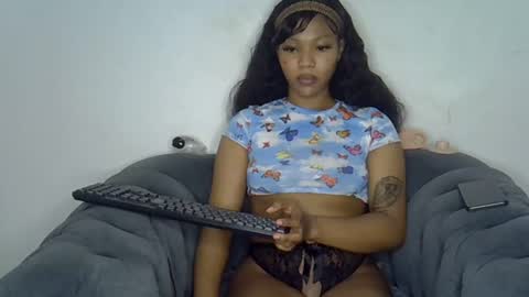 Lexy online show from June 24, 7:48 am