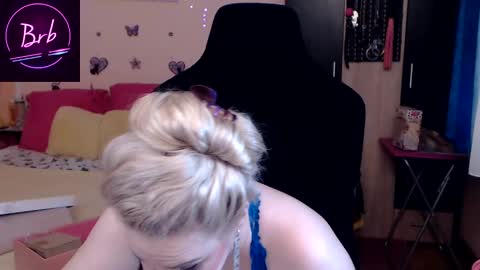 Lexy online show from February 9, 1:46 pm