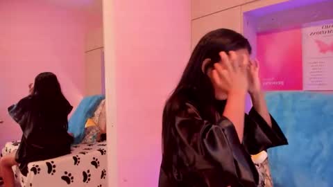 L I A  online show from October 24, 4:24 am