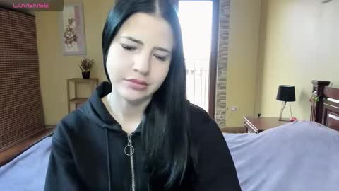 lexyswett online show from October 14, 12:41 pm