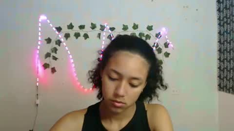 Snapshot of ley_blus1 chatting on January 18, 4:37 am lolita online show from January 18, 4:37 am