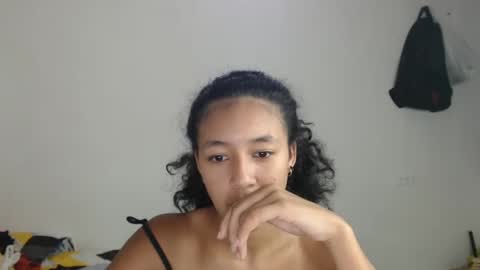 Snapshot of ley_blus1 chatting on March 6, 5:43 pm lolita online show from March 6, 5:43 pm