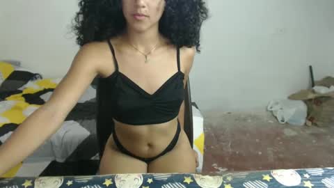 Snapshot of ley_blus1 chatting on February 25, 5:40 pm lolita online show from February 25, 5:40 pm