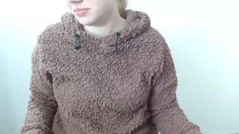 Leyla online show from March 7, 7:19 am