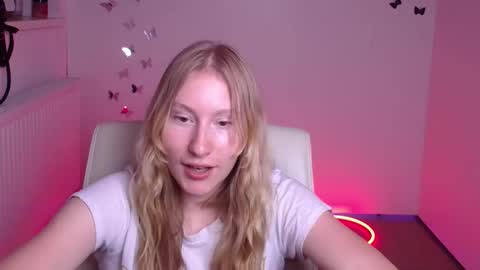 Leyla online show from September 9, 1:33 pm