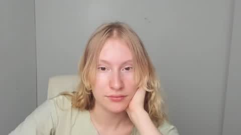 Leyla online show from September 10, 1:34 pm