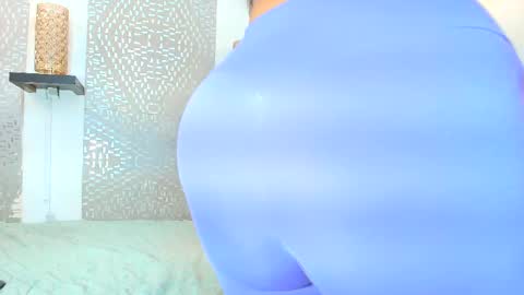 Snapshot of leyli_ass chatting on March 4, 11:54 pm leyli_ass online show from March 4, 11:54 pm