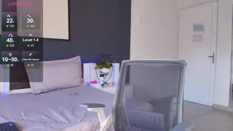 Snapshot of leyli_doll chatting on February 21, 9:22 pm Leyli Doll online show from February 21, 9:22 pm