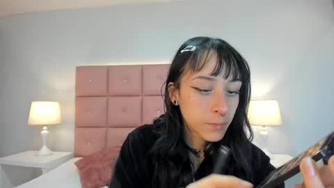 Snapshot of lhiamfitt chatting on March 11, 2:07 pm lhiamfitt online show from March 11, 2:07 pm