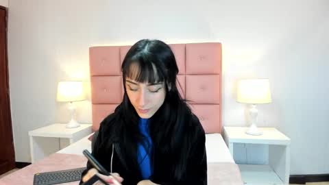 Snapshot of lhiamfitt chatting on February 27, 5:18 am lhiamfitt online show from February 27, 5:18 am