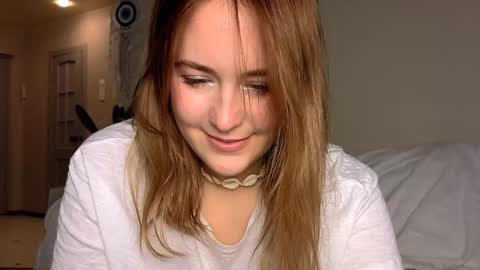 Snapshot of li_ni_ chatting on January 30, 6:56 am li_ni_ online show from January 30, 6:56 am