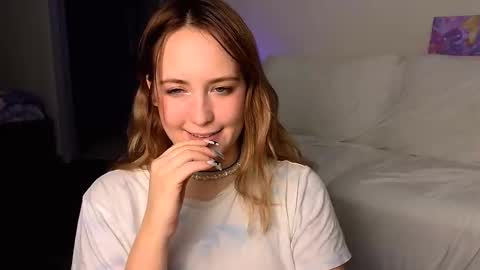 Snapshot of li_ni_ chatting on January 26, 8:14 am li_ni_ online show from January 26, 8:14 am
