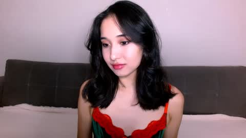 Snapshot of li_noen chatting on December 5, 11:12 pm Li online show from December 5, 11:12 pm