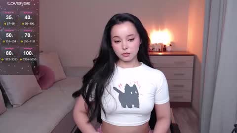 L I A online show from November 14, 1:13 pm