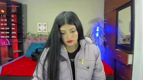 lia online show from March 8, 8:14 pm