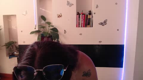 Lia Mitch online show from January 8, 9:23 pm