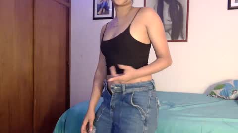 lia_sexycam online show from September 14, 2:36 am