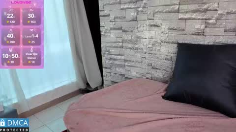 lia summer1 online show from January 5, 6:11 pm