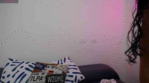 lia_tgn online show from November 3, 6:20 pm